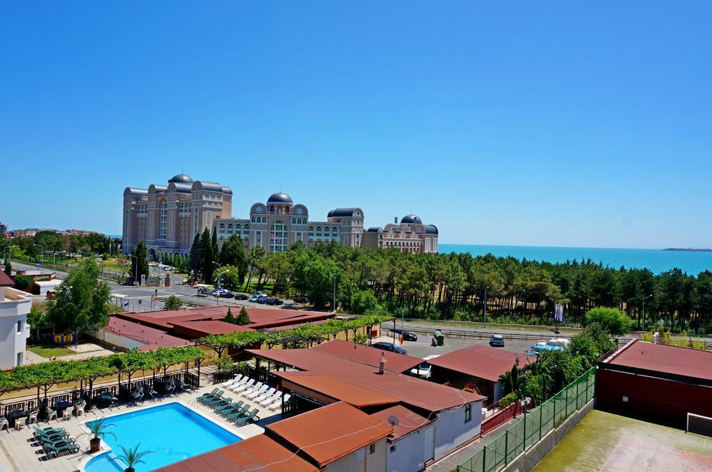 Gt Green Fort Beach Apartments Sunny Beach Ngoại thất bức ảnh