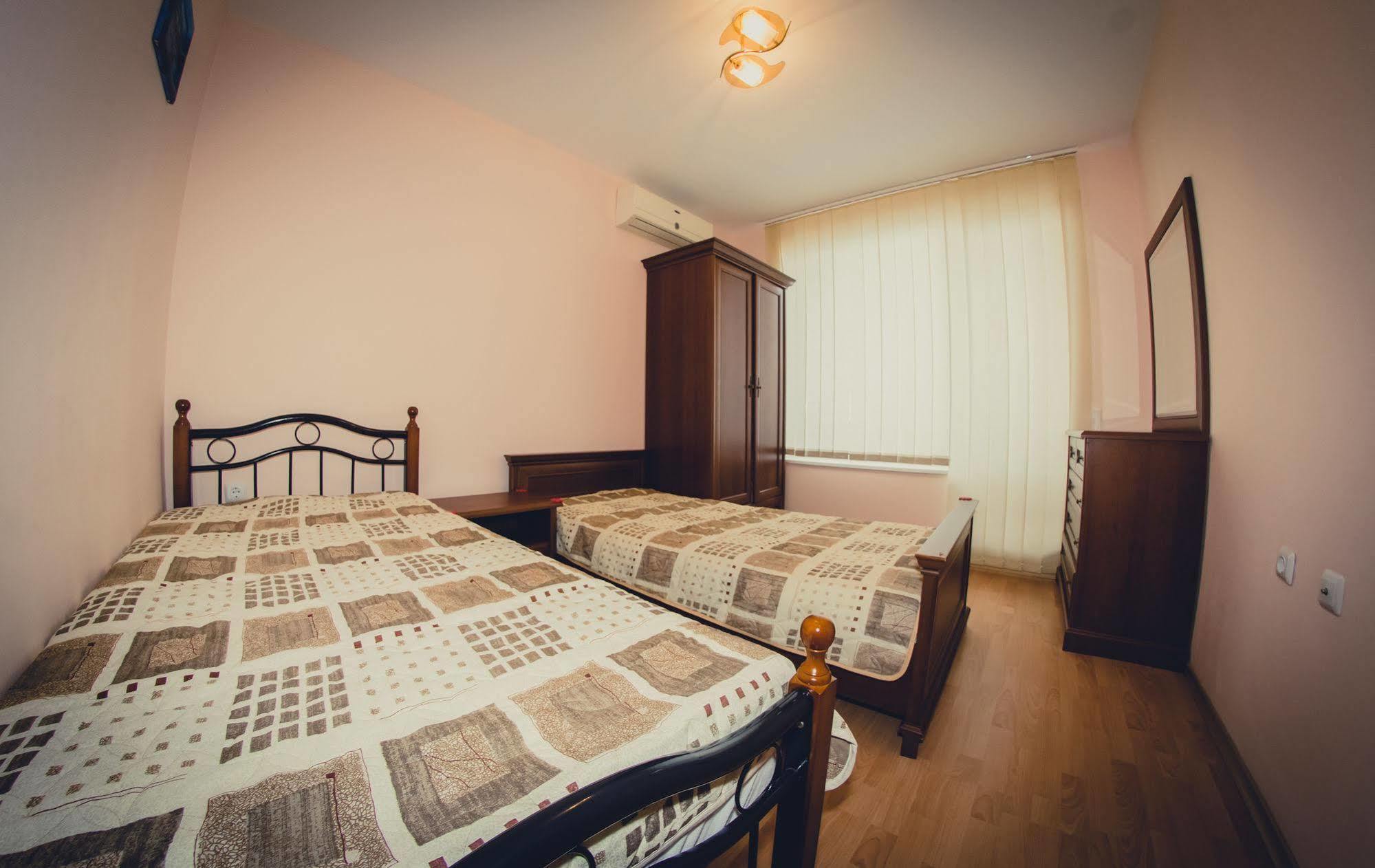 Gt Green Fort Beach Apartments Sunny Beach Ngoại thất bức ảnh