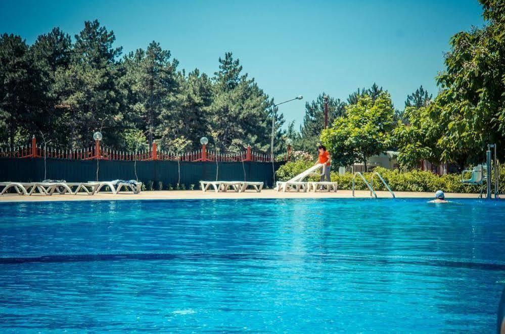 Gt Green Fort Beach Apartments Sunny Beach Ngoại thất bức ảnh